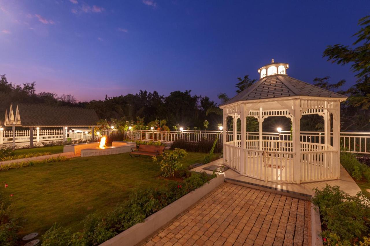 Bellevue Palace By Stayvista - Lavish Abode With A Pool, Landscaped Lawn, Gazebo & Adventure Activities Nashik Exterior photo